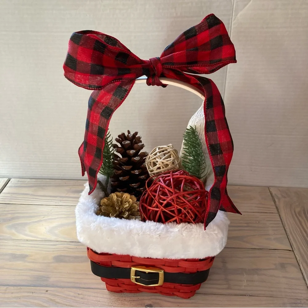 SANTA CLAUSE Holiday Basket with Fillers Orbs Big Red Checkered Bow 12 x 7 x 7